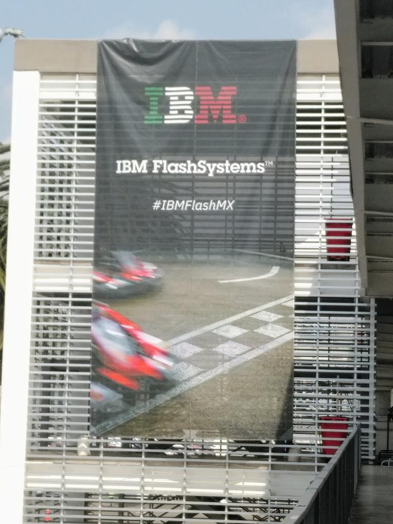 trendTIC en Ciudad de México a minutos del lanzamiento mundial de IBM FlashSystems #IBMFlashMX
