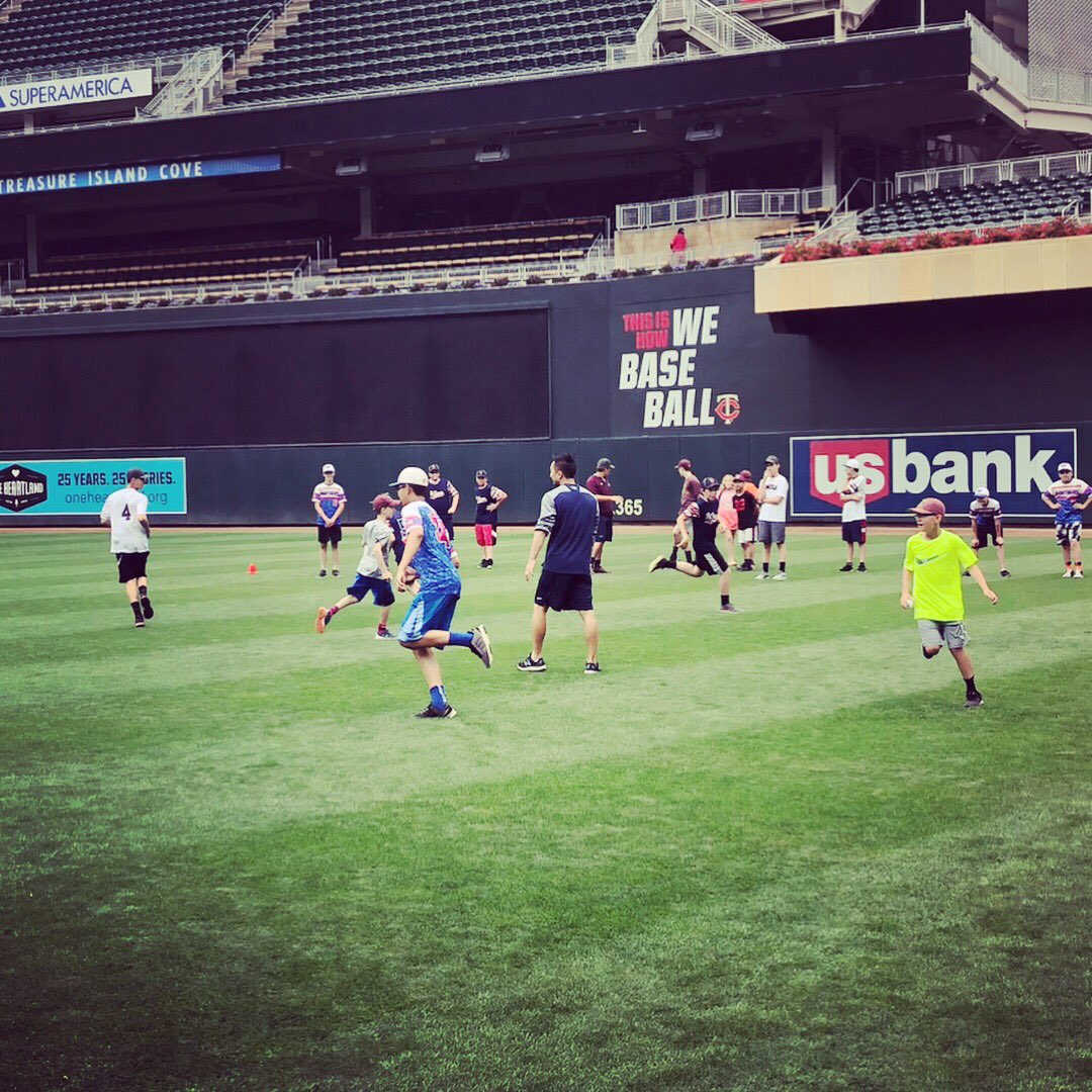 PBATS's tweet photo. The @Twins also hosted the #playcampaign today. Their athletic training staff, joined by @t_hildy, @HenrySchein and @TheTHF educated local area youth about healthy and active lifestyles! #Minneapolis #twins https://t.co/mwwdONre6e