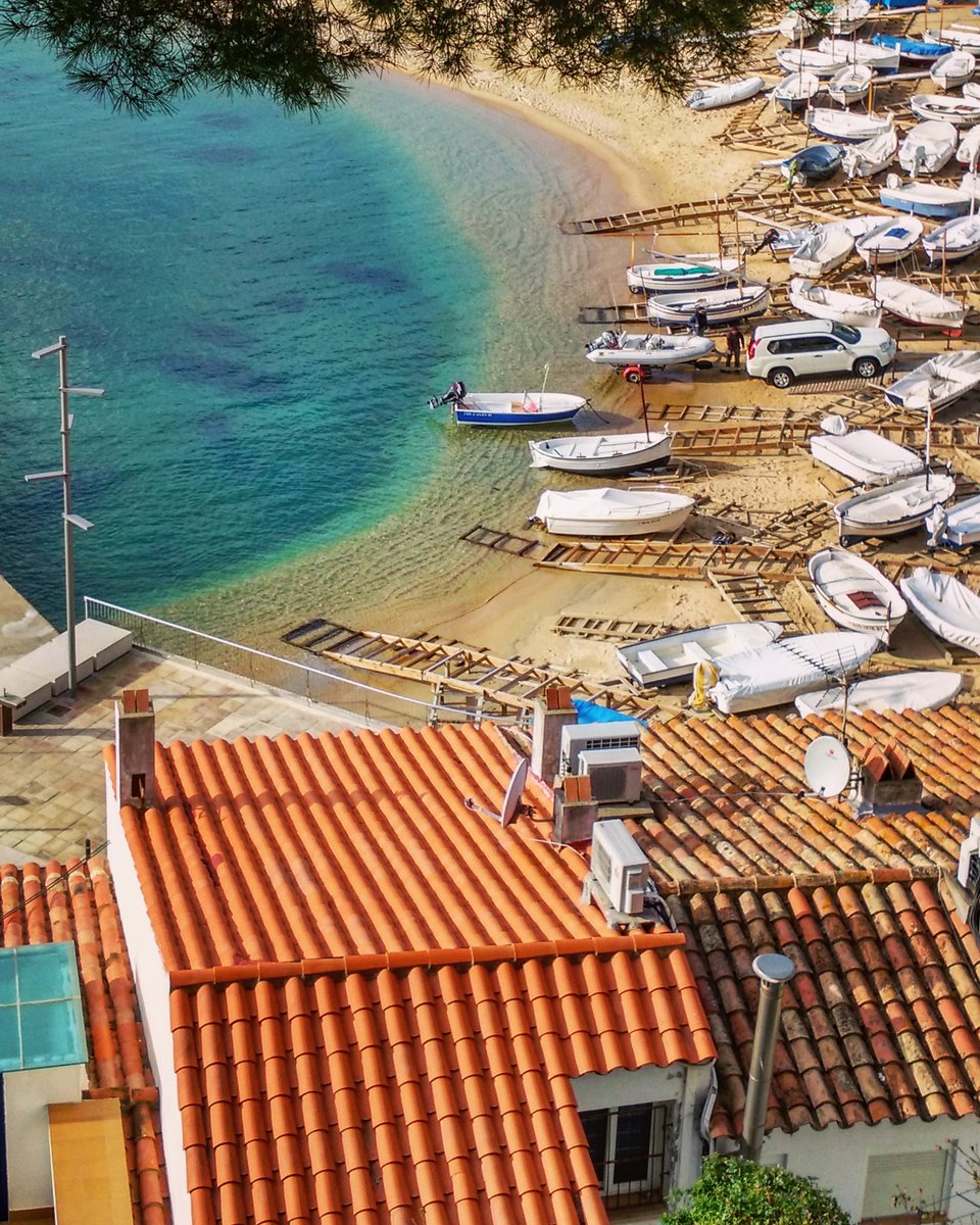 mirmalloret's tweet photo. Falta menys d'un mes... 
#vacances #sispli #siusplau #sisplau https://t.co/FS8OwVhuTS