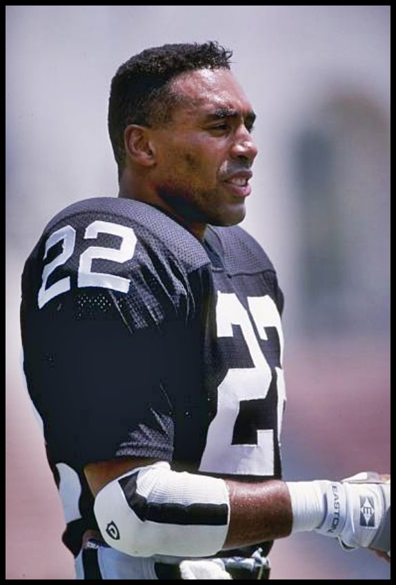 Happy birthday to former RB Roger Craig, July 10, 1960. 