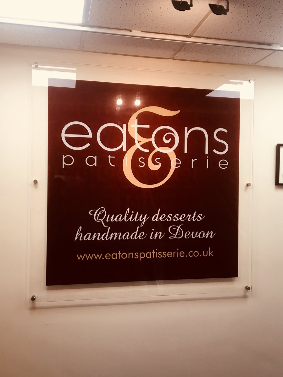 Asigns_SW's tweet image. Today we were rebranding the old Ministry of Pudding unit in Torquay for Eatons Patisserie! #standoutfromthecrowd 
Asigns leaders in #rebrandingsingage 
@Torbay_Hour @Devon_Hour @FirewatchSW @devonfox54
