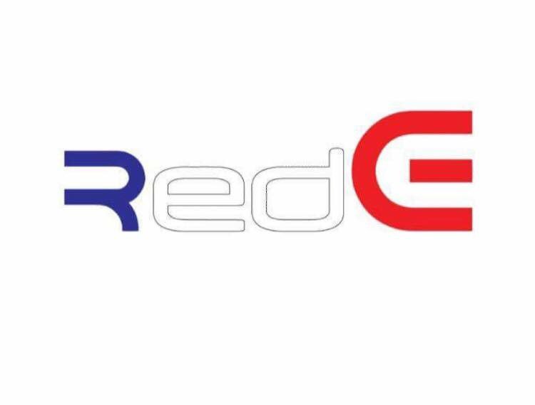 RedElectricFR's tweet photo. A l’occasion du match de ce soir, RedE a revêtu ses plus belles couleurs 🇫🇷
Un pronostic? Nous on mise sur une victoire de la France bien entendu! 🤩 #BeRedE #FRABELG #FranceBelgique https://t.co/xBTHjJGQVl