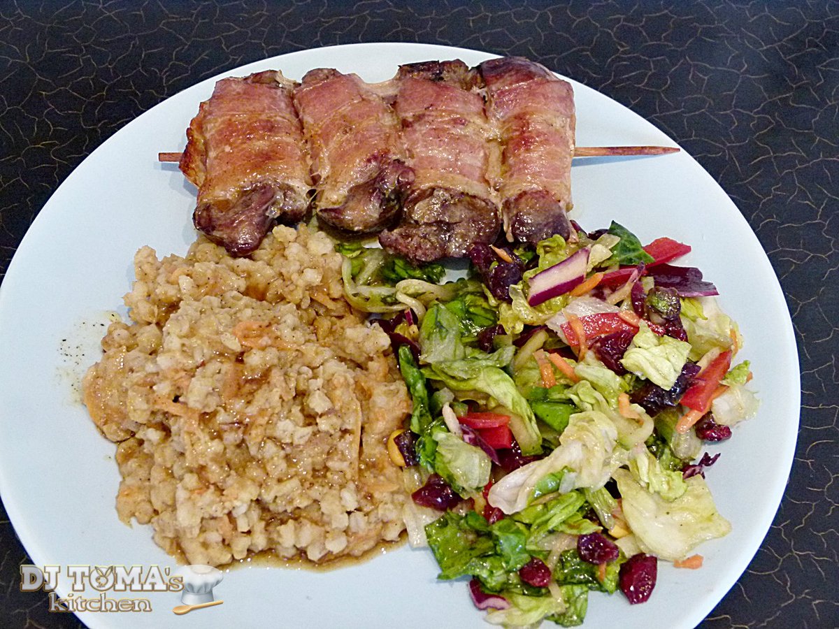DJToma1's tweet photo. π π₯ π₯#Chicken liver wrapped in #bacon, with #couscous & #vegetable #garnish
π· #recipe #photo #photography
π¨βπ³ #kitchen #tomakitchen #food #baking
π½ #cooking #dinner #meat #bake
πͺ #gastronomy #cook #chef #culinary https://t.co/sjeaXSh0i7