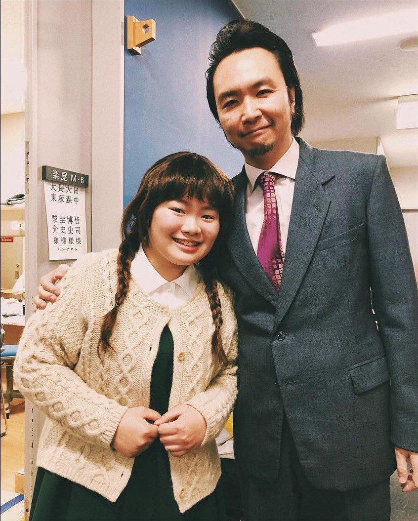 tomitamiufan's tweet photo. #ハングマン
シャーリー役 #富田望生
演出&amp;クレッグ役 #長塚圭史
https://t.co/qoawX0ePzX
https://t.co/TNiuG9TTXx 
https://t.co/4nPyfB0HdD
長塚さん演出 #ウィートーマス #ラストショウ #ピローマン #はたらくおとこ #東京らぶ #世にも奇妙な物語 #鼬
出演 #リアリズムの宿 #tokyosora #あさが来た https://t.co/7JnZzQRjB5