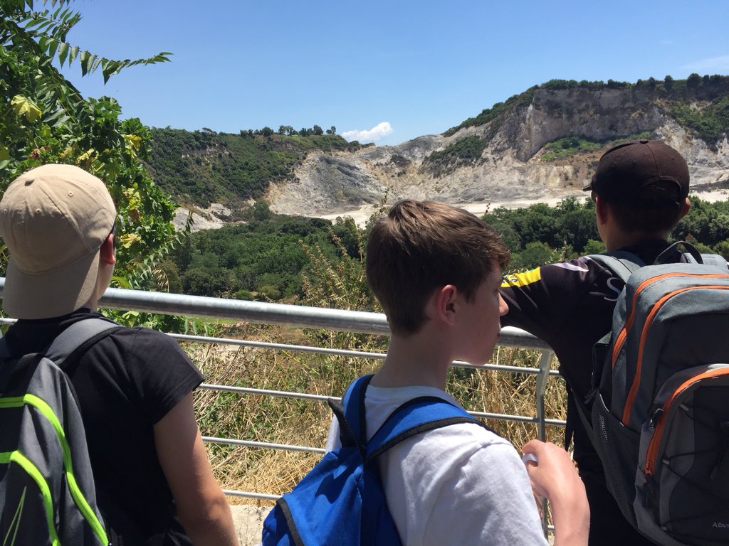ramseygeogsquad's tweet photo. Discussing Supervolcanoes, ground movement and the aromas at Solfratara and Campi Flegri. https://t.co/RPPJ1HDw97