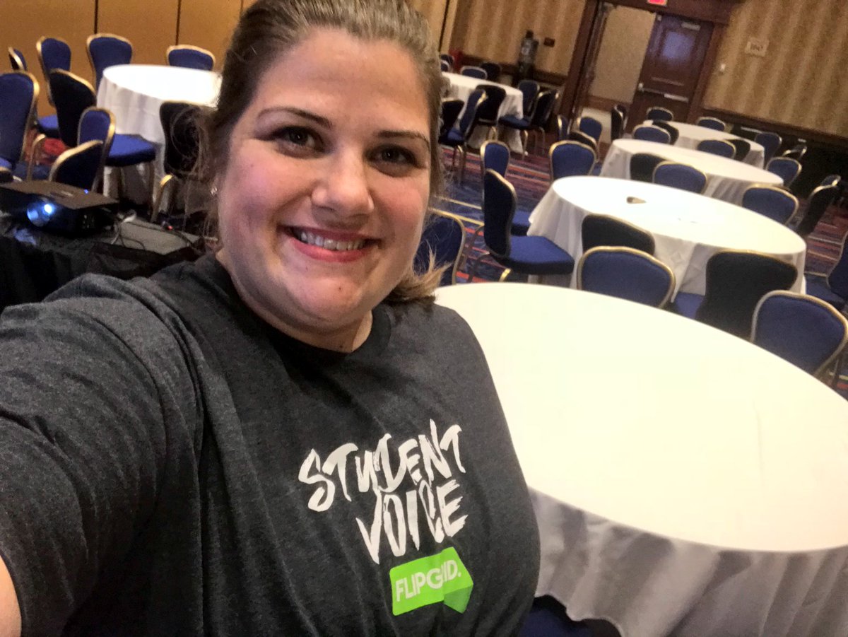 TechyMargaret's tweet photo. I can hardly wait! In just a few minutes this room will be filled with educators who are excited to learn how to amplify student voice with Flipgrid! #flipgridfever #BeFutureReady https://t.co/y6026vQV0v