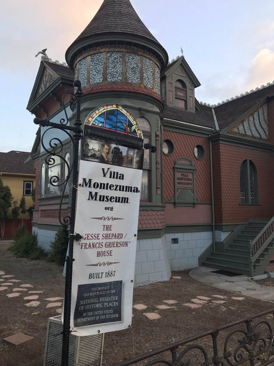 hauntedsdghosts's tweet photo. Our two-hour adventure is perfect for groups to experience a fun and unique activity from the normal night out. #Tours #BusTour #HistoricTours #GuidedTours #HistoricalSites #TouristAttraction #UniqueActivity #Adventure #SightseeingTours #GuidedSightseeing #SanDiego #SanDiego92104 https://t.co/5yS7LxPshR
