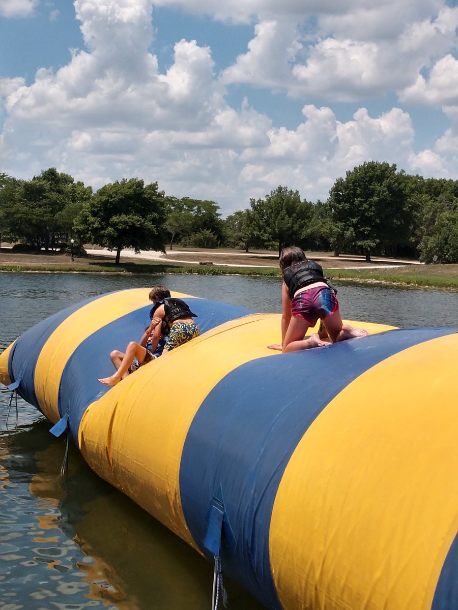 YouthfrontCamp's tweet photo. Zipline, blob wars, and boats with friends at #YFCampWest! #session6a https://t.co/A5wgmMRHDS