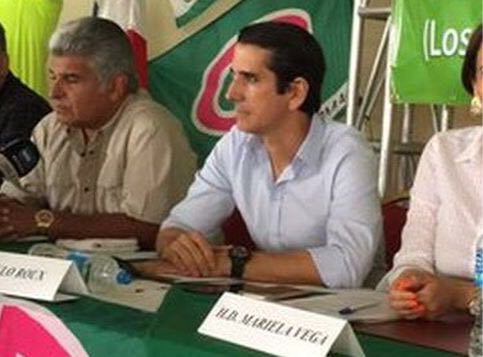 Robberxs's tweet photo. @emmarodri12 @crema_dulce @tatibarrag14 @JC_Varela Enma , en la vida politica hay que tener coherencia , no puedes decir un dia que estoy al lado de una perosna por ser un lider  integral  y al otro dia decir que es un corrupto delincuente. recordar es vivir aqui estan las palabras de @JoseRaulMulino https://t.co/ElLdW31E0M