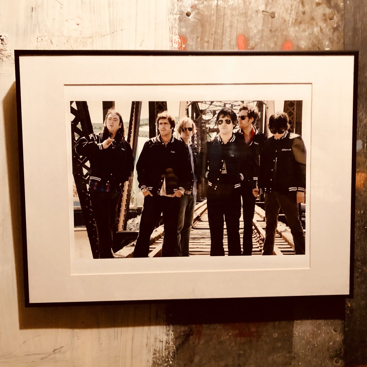 comvb's tweet image. Phoebe Bridgers will be the special guest at Pappy &amp;amp; Harriet’s - 10/4 Pioneertown CA. Shows on sale now. Tickets: conoroberst.com/shows/ 
Photo in photo by Butch Hogan