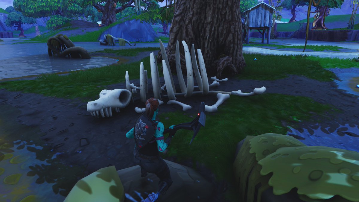 FortniteBR's tweet image. UPDATE: An animal skeleton has appeared at the Moisty Mire rift: fortniteintel.com/2018/07/06/an-…