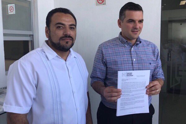 AhoraNoticiasMX's tweet photo. Confían Tumbar la Elección en Santiago NL
https://t.co/wDVEAZPKZW @leon3339945865 #Santiago #PuebloMagico https://t.co/KxjrV7i9wP
