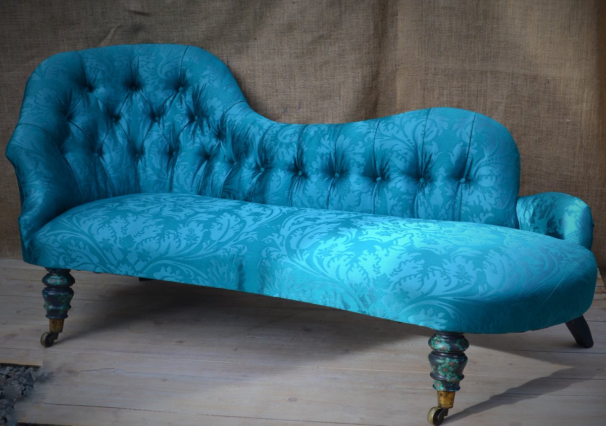 RevampBoutique6's tweet photo. Bo Ho Style Chaise Longue With Laquerre Boutique Legs £795 less 25% #UpcycledHour #SummerSale 8-8pm 11th July 2018. Delivery varies https://t.co/O2WY5psGva https://t.co/bEDncJBDCd