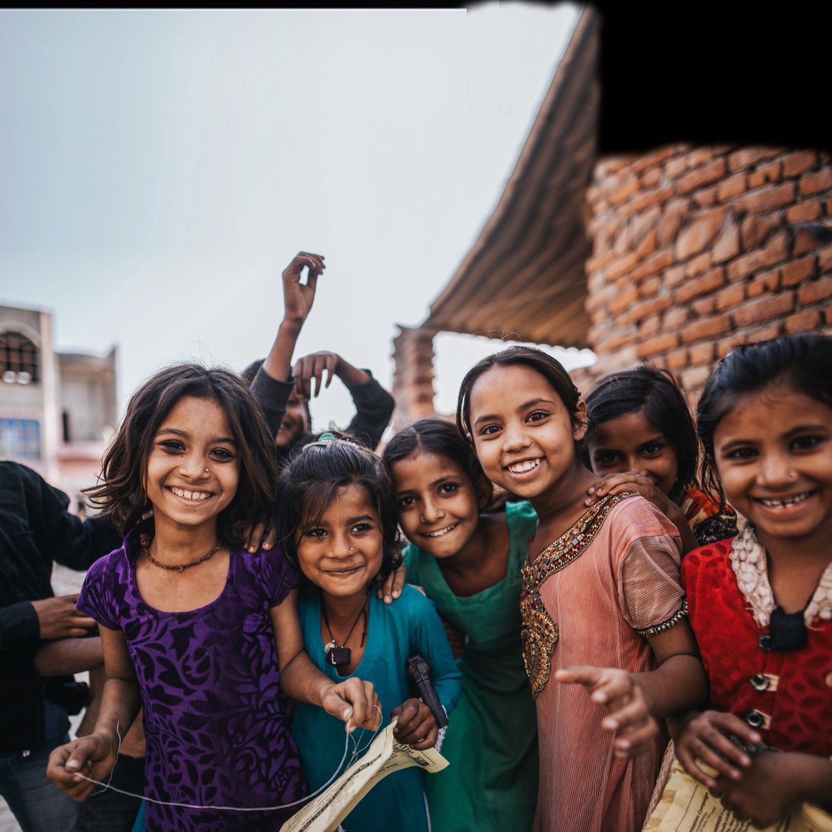 When we first set Rola Wala up, we partnered with <a href="/onefeedstwo/">ONE FEEDS TWO™</a> to provide a school meal to a hungry child living in poverty, every time we sold a roll or bowl. Thanks to our customers we’ve now provided over 350k meals and counting 👍🙌🍃 #smallbusinessbigimpact