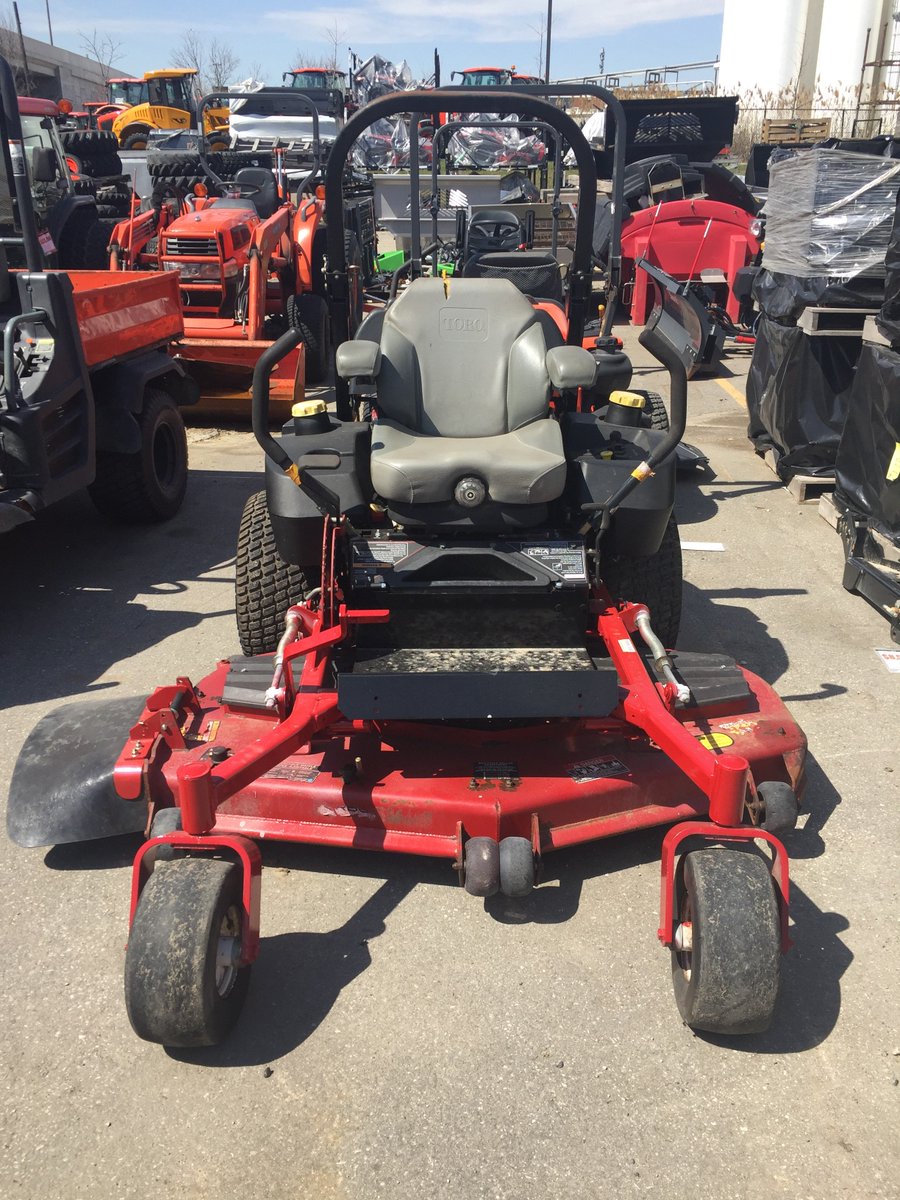 It's #TuesdayUsedDay! Check out this Toro Z Master 7000. 
Includes: 60' deck
Hours: 1,248
Price: $7,500

#Toro #ZeroTurn #UsedEquipment #PreviouslyLoved