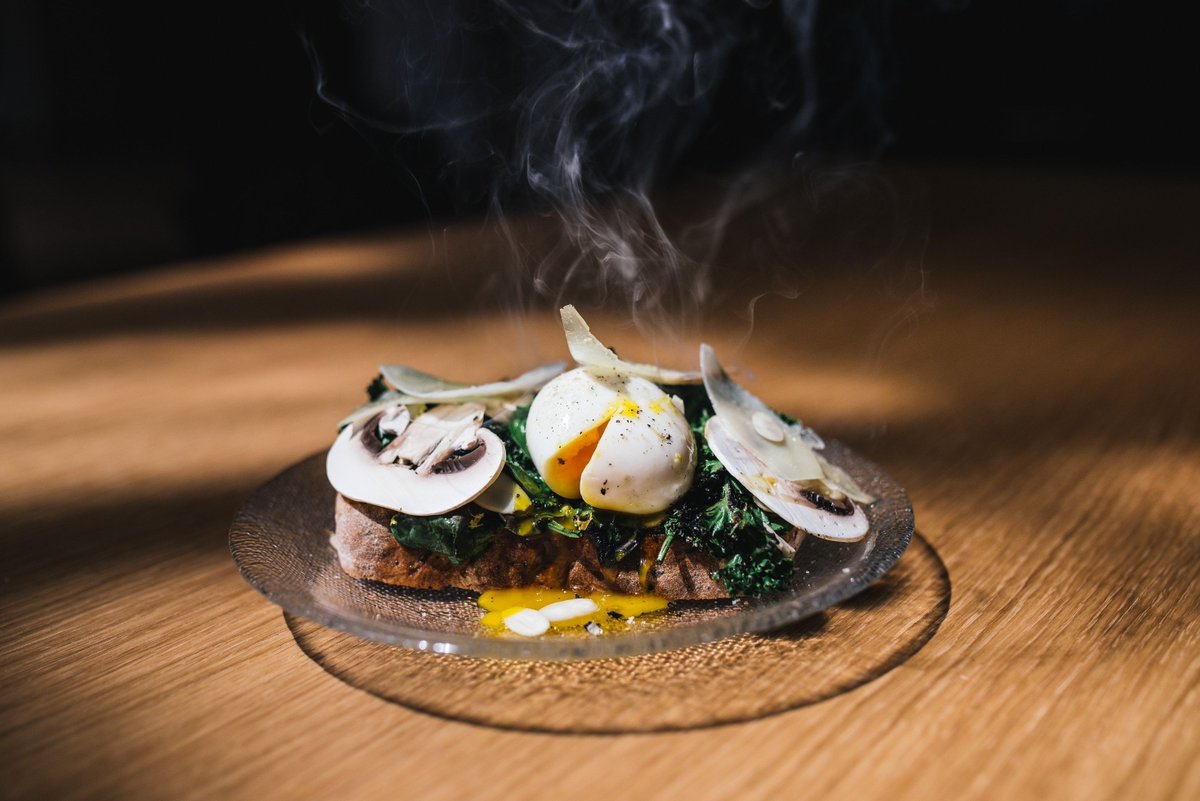 brunchlifefest's tweet photo. A hot plate will make everything better... 👌 #breakfastofchampions #brunchlifefest 

pc: Jade Wulfraat #unsplash https://t.co/Dx1S6Ripzr