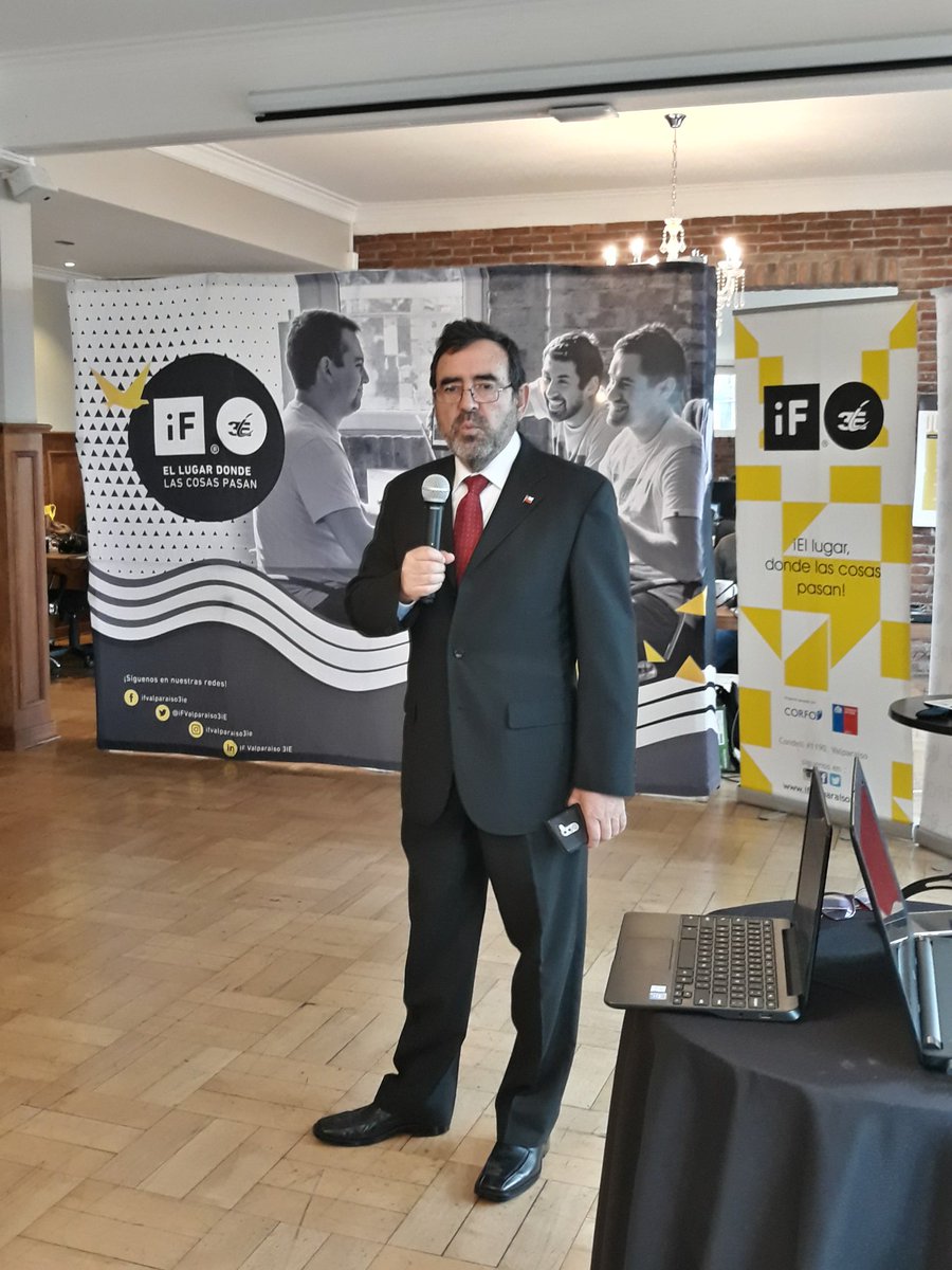 iFValparaiso3iE's tweet photo. "Ayer lanzamos el concurso PRAE, que entrega 25 millones y estará abierto hasta el 31 de julio; así que los emprendedores tienen harta tarea que hacer"- Juan Fernando Acuña, Director Regional de @Corfo en el #DemoDay #Valparaiso https://t.co/waJ4YOvHnS