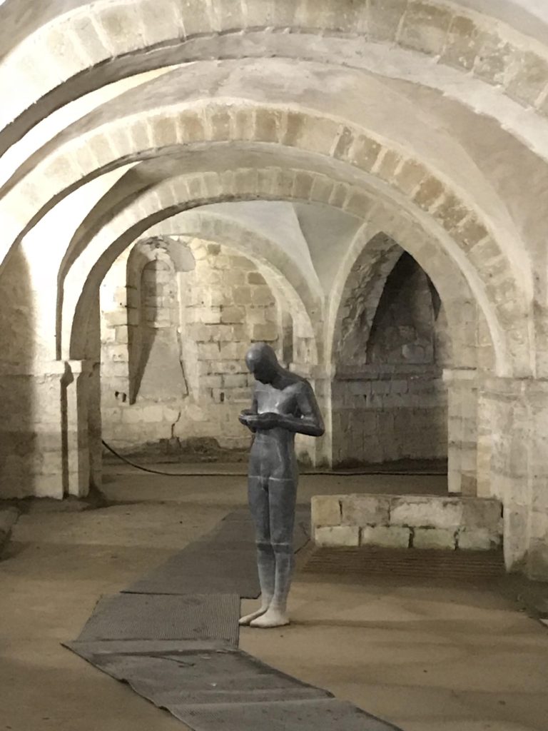 iscaschools's tweet photo. #ISCA2018 students touring the beautiful @WinCathedral today!  We have officially started our three weeks of learning about #British culture and history. https://t.co/gVVKikT3zz