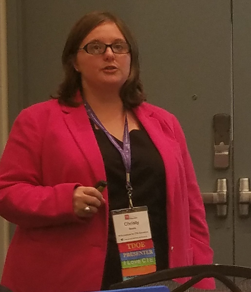 CandiCollier72's tweet image. @ChristySeals1 shares information on moving QPI documentation to the digital world. #CTEInstitute #GoogleHelpMe