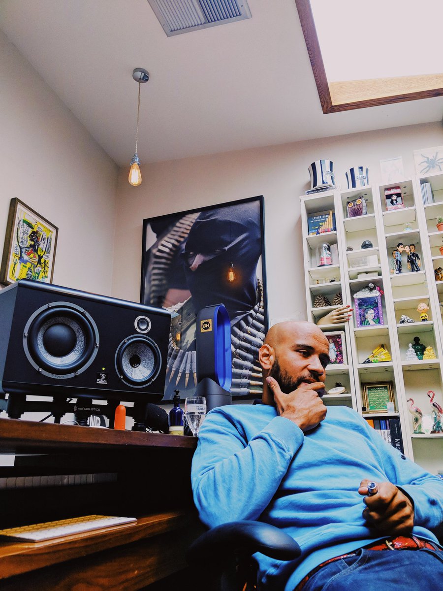 .<a href="/Meridian_Dan/">Dan</a>'s new tunes are sounding weighty.. he played us some exclusives coming soon.. 👑