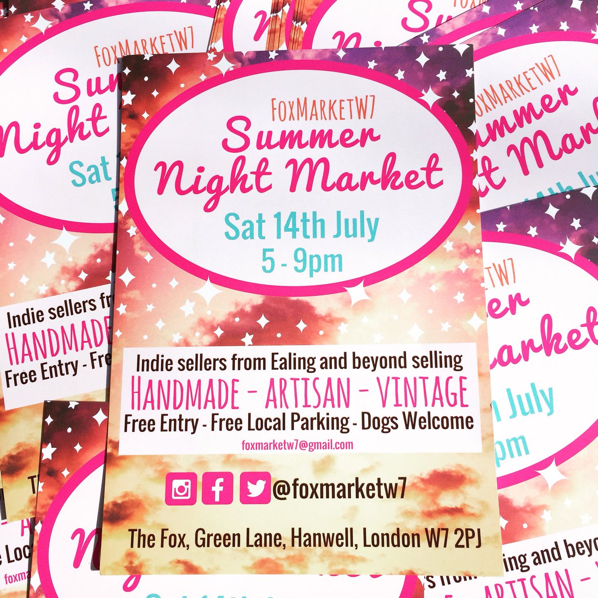 Night night #EalingHour... hope to see everyone <a href="/HanwellFox/">hanwellfox foxy</a> on Saturday evening 🦊