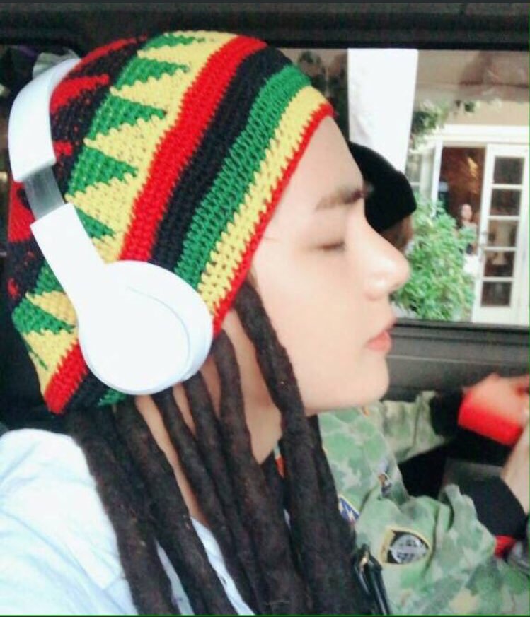 BTS V--Dreads