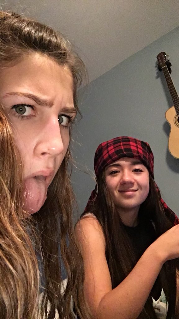 OHuszti's tweet photo. 17 years ago my most GORGEOUS (inside and out), hilarious, crazy, sweet, best friend was born!! thanks for always being just as weird as I am and staying friends with me through all of the cringey memories #carlazuz #wakeupandstretchhh #juan #mrhammy https://t.co/iZHgvENRyj