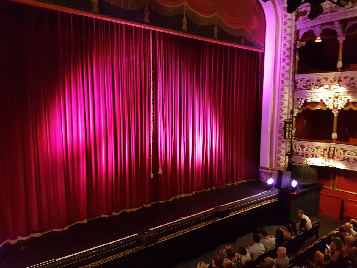 MVWTalentAgency's tweet photo. #copperfacejacks the musical
#OMG #withoutashadowofadoubt #thebestshow #tearsoflaughter #stellarcast & #soproud of our @JohnnyWard7 #thepartwaswrittenforyou #unreal @VerdantProduct1 #wow @AkaPaulHoward #wearenotworthy
#writing #comedy #secondtonone ππΌππΌππΌ #noeleent π€£ https://t.co/s30ObDzyL1