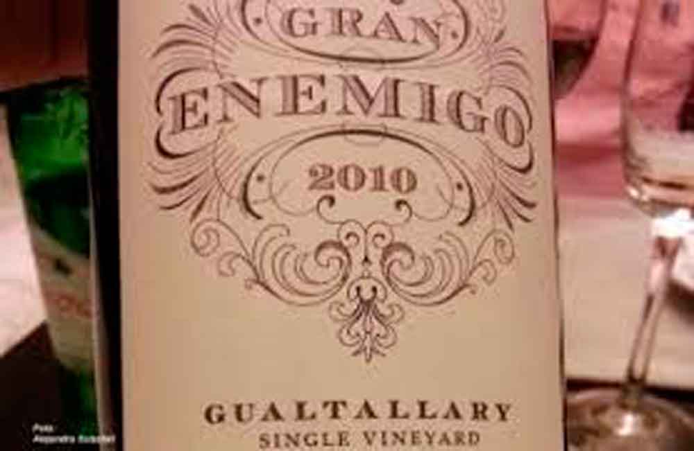 Al gran Cabernet Franc... ¡salud! saboresquematan.net/al-gran-cabern… #FoodFlock @FabriPortelli @alevigilmalbec @CatenaMalbec #CabernetFranc #GranEnemigoSingleVineyardGualtallaryCabernetFranc2013  #AdriannaCatena #Parker #VinosdeArgentina #WinesofArgentina #Mendoza