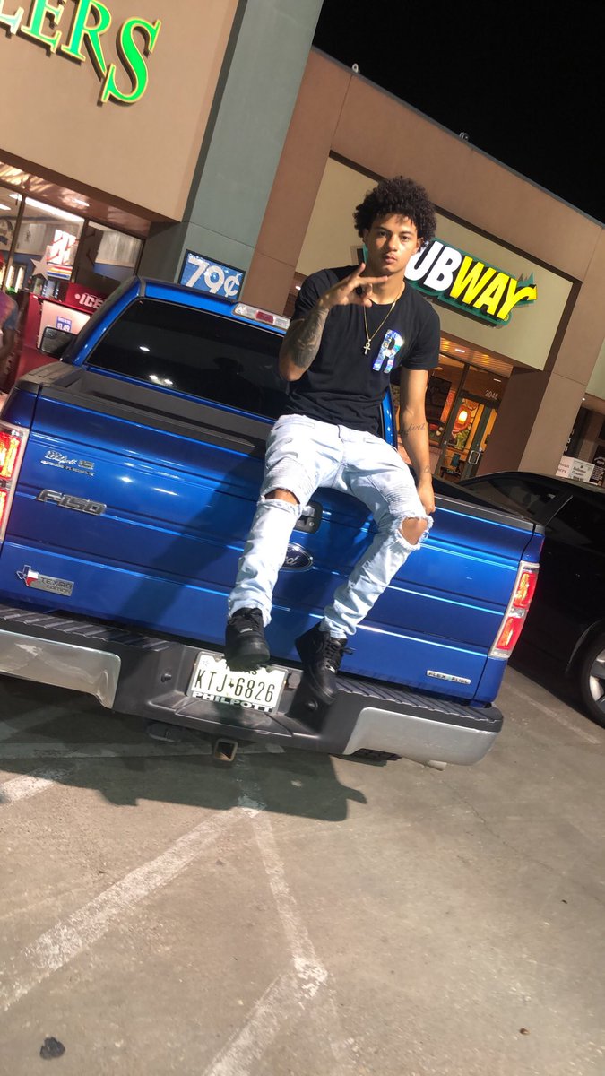 JayyDotDee_'s tweet image. Free My Steppa #FREEJB