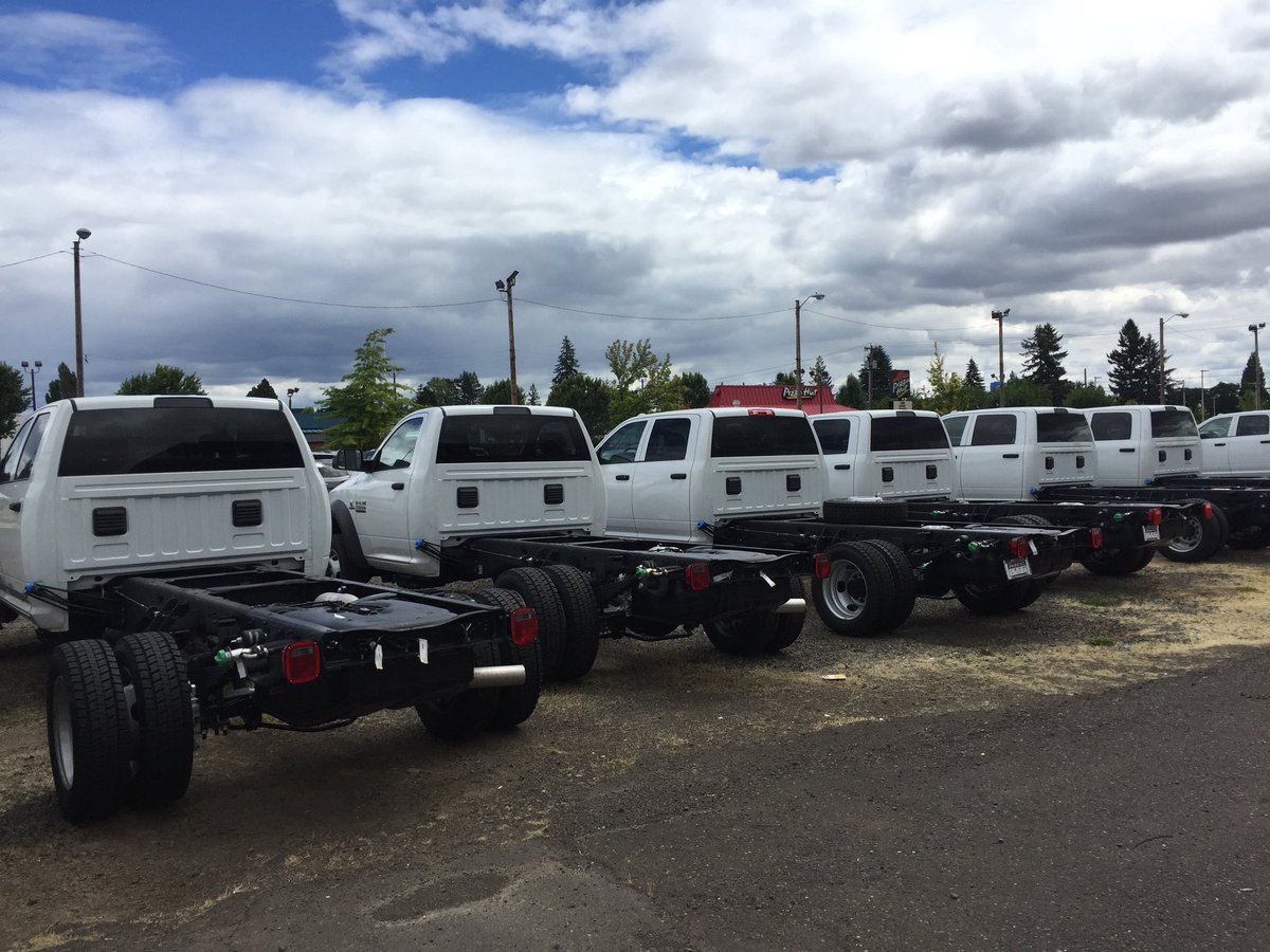 DicksAutoFleet's tweet photo. Liiiiine ‘em up! Imagine the #worktruck possibilities on a fine July day #cummins #ramtrucks #onthejob https://t.co/hQLA5XR1E2