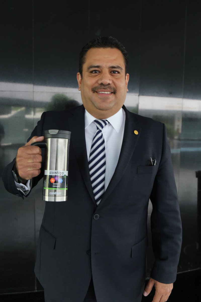 Día 9 #EcoRetoVerde Procura usar envases reutilizables, así disminuimos la basura que generamos diariamente y mantenemos las #CallesLimpias.