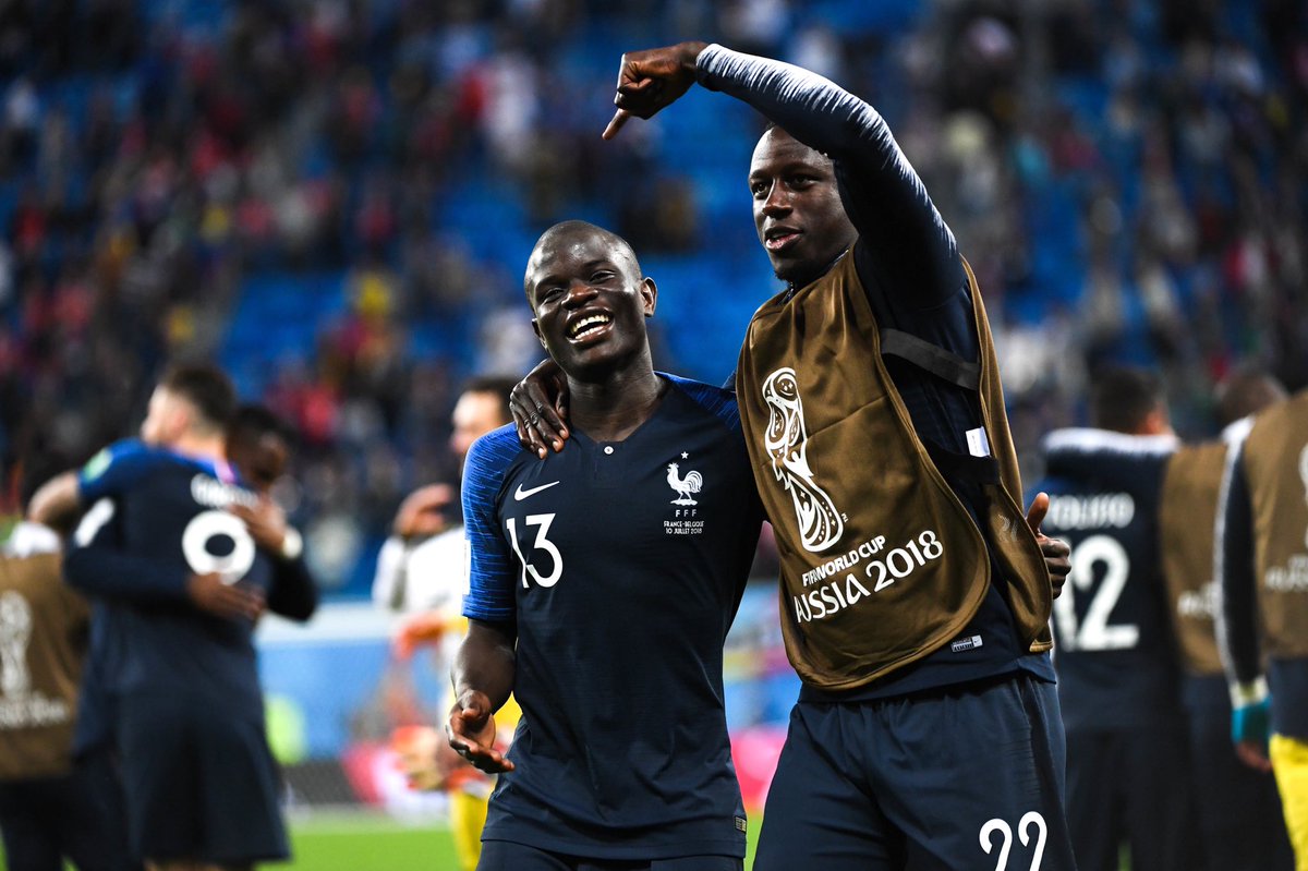 SVP dites moi comment on l’aime lui ???!!! <a href="/nglkante/">N'Golo Kanté</a> 😍😍😍