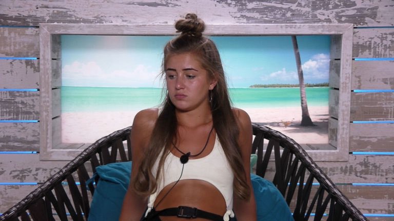 Hopes for tomorrow night .... England beat Croatia , and Georgia finally gives up on telling everyone she’s loyal. First one is possible second is very doubtful #loveisland
