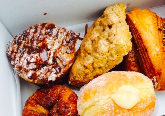 <a href="/DiamondBakeryLA/">Diamond Bakery</a> in the Beverly Grove/Fairfax district in LA is now live on the #BuffetGO app &amp; website with yummy sweet &amp; salty options. This sweet deal gives you any 3 items available in the store for just $3 (originally $8-14$)! #ZeroWaste 🌍 #SaveTheFood