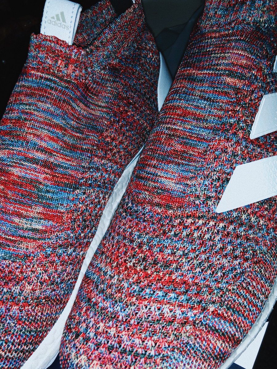 roobsuribe's tweet image. This is the second year I bought myself some shoes for my birthday. I am so happy with the pair that I got. 🔥👌🏽🙌🏽 #boostislife @wex1200 @kith @RonnieFieg