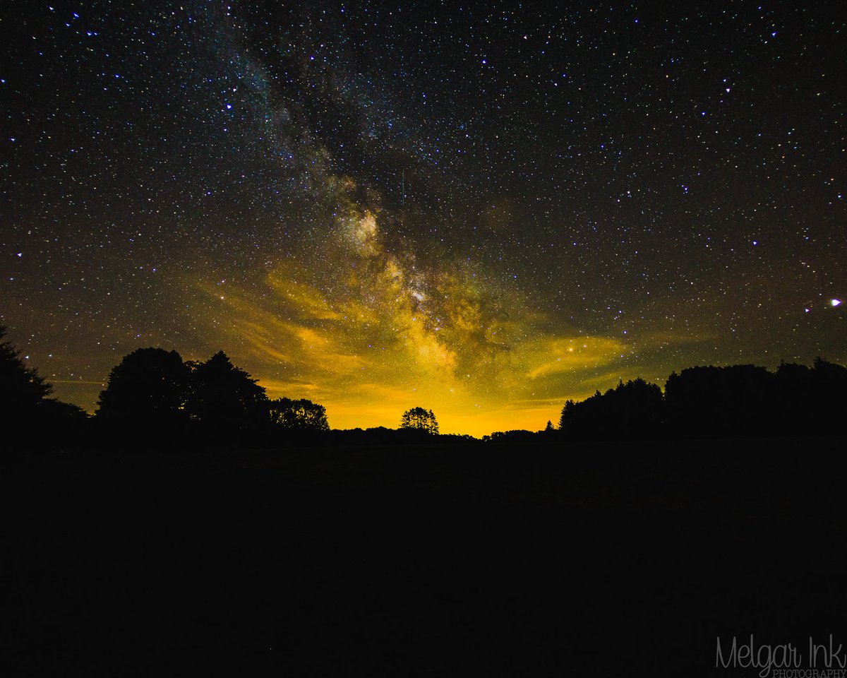Milky Way At Port Carling. 

#MelgarInkPhotography #519Explorers #PortCarling #Muskoka #Milkyway #Astrophotography #Canon6D @Melgarinkphoto @NatGeoPhotos #Natgeophotos #ExploreCanada #EnjoyCanada