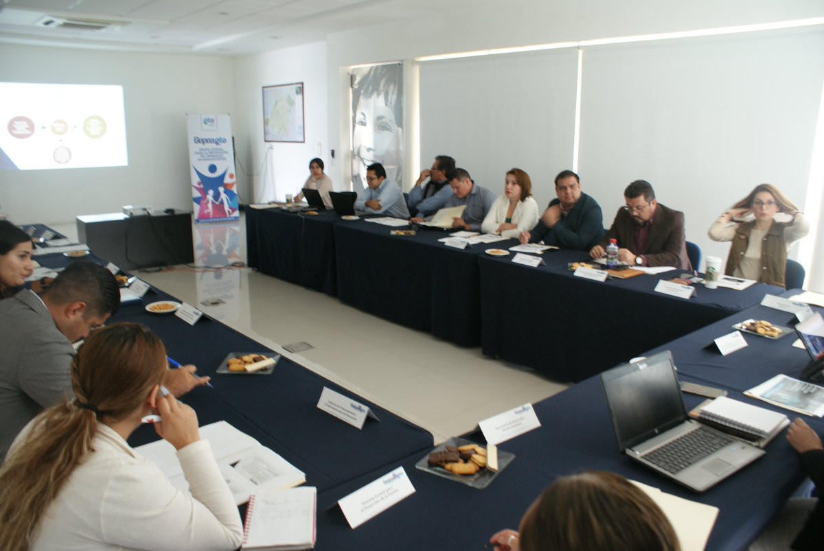 iplanegente's tweet photo. @iplaneg en la segunda sesión ordinaria del GEPEA @SedeshuGto @difgto @SIPINNA_MX @IMUGto #INJUG @SoyINAEBA @SABES_GTO @EducafinSube @UdeGuanajuato @ComunicacionSEG @SDESGTO https://t.co/kypg81DVJ8