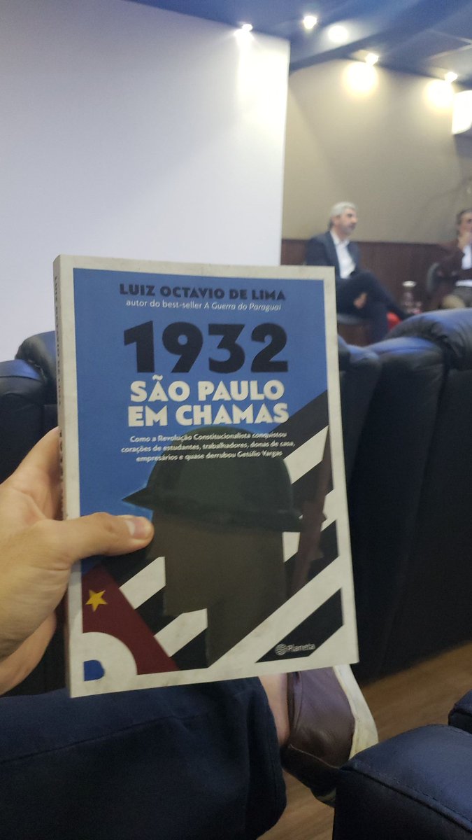 Palestra do lançamento do livro 1932 São Paulo em chamas... meu Deus como meu amor por São Paulo aumentou!