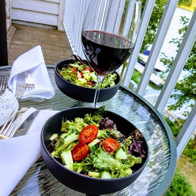 Virtuous dinner with a view and a river @hotel_trois_tilleuls .
.
.
#LexGoFurther #traveltuesday #salad #redwine #roomservice #balcony #riviererichelieu #ontheroad ift.tt/2KYLEj3