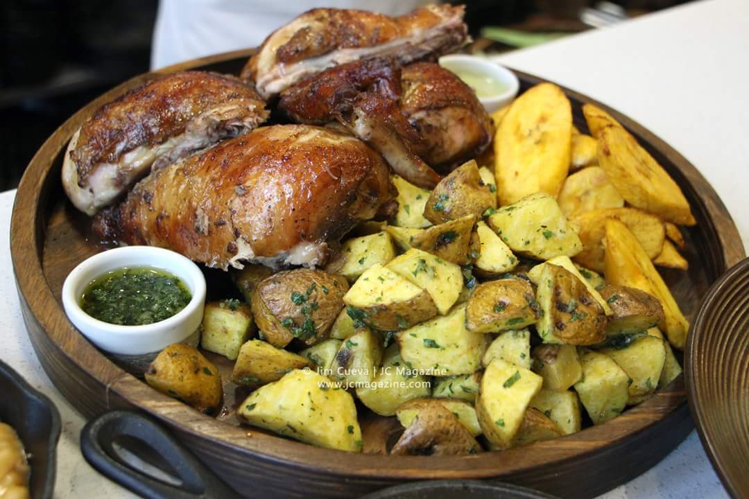 jimcueva's tweet photo. Hoy visité el Restaurante La Leña para conocer y degustar sus 4 propuestas por el Día del Pollo a la Brasa: Pollo BB Andino, Pollo Criollo Familiar, Pollo Hawaiano y Pierna de Pollo Deshuesada Criolla. Súper recomendado! https://t.co/2fdHeuroXo