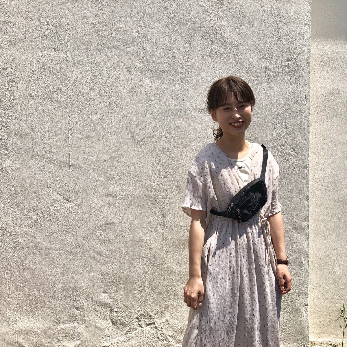 Kastane V Twitter 再入荷 ベージュはカジュアルな印象でも来て頂けます ウエストポーチを合わせれば ロング丈でもバランス良く着れます 花柄カシュクールワンピース 7900 Tax テレコ刺繍tee 3600 Tax パッカブルウエストポーチ 2400 Tax T Co