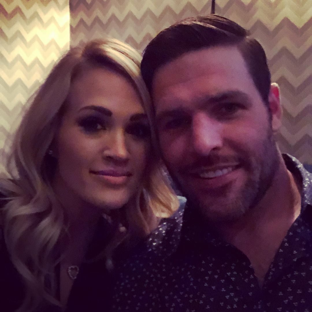Carrie Underwood tweet media