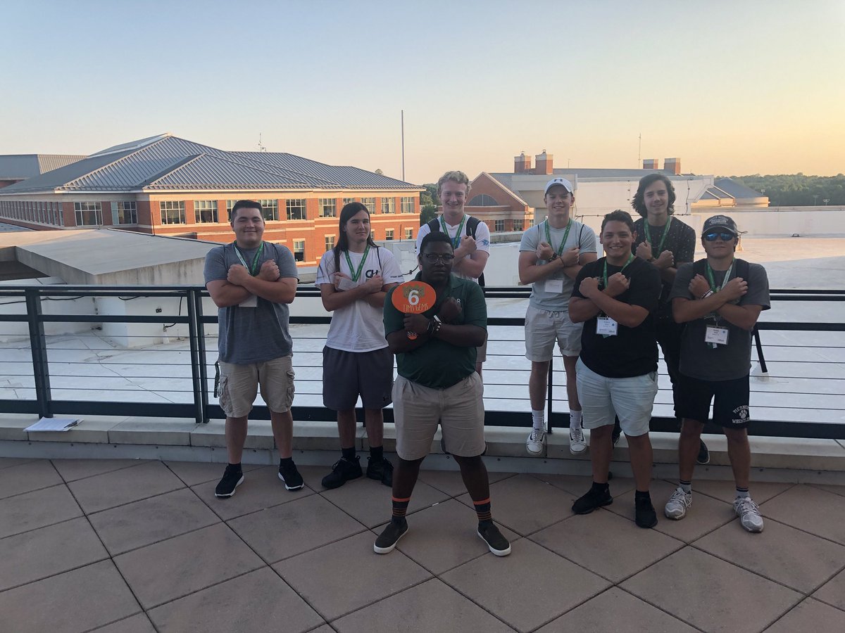 Timmy18OC6's tweet photo. Today the Gems became the Bachelor Pad. What an awesome first year session it’s been so far! #TimsGems #UNCC22 https://t.co/f6AZBewHm9