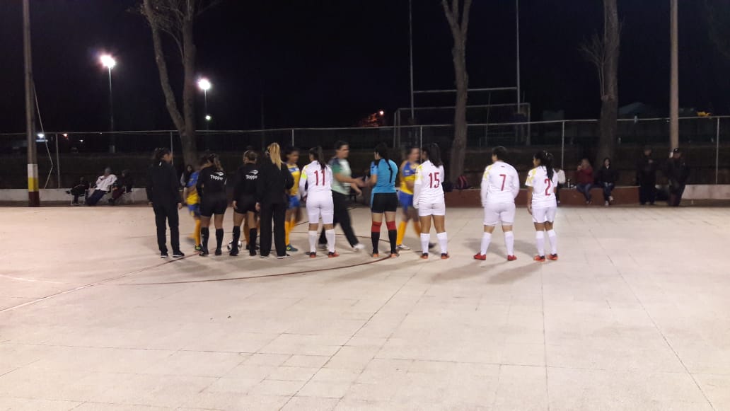 uaafutsalfem's tweet photo. UAA 🆚️ GasparRDF #FutsalFIFAFem https://t.co/jzVwWVoLqW