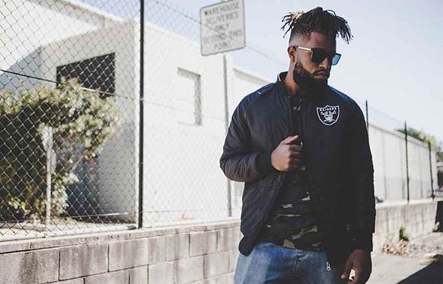 Highpoint_'s tweet image. HI HEY HELLO @statesidesports.au ⚡️👋🏼 Join us for their grand opening TOMORROW and be one of the first 50 customers to purchase from 12pm to receive the ultimate Stateside goodie bag valued at $150! Be there or be sad you missed out. #StatesideSports… ift.tt/2m8Zzor