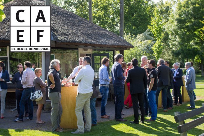 Donderdag 19 juli | Zomerborrel ‘Bring-a-friend’
Deze zomerse editie van onze netwerkbijeenkomst staat in het teken van ‘bring-a-friend’. Ben je er bij? Meld jezelf (en een vriend) dan snel aan via deze link: cafedederdedonderdag.nl/evenementen/19…