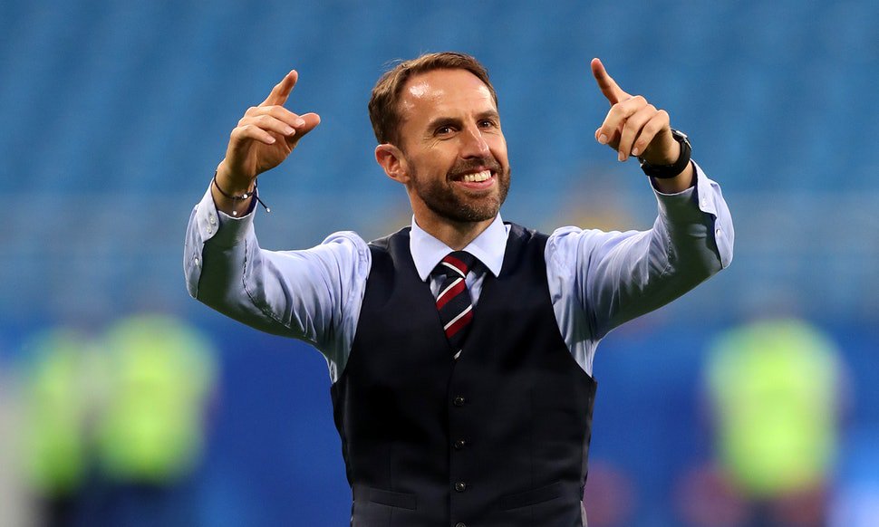 We may not have waistcoats in our product range to celebrate #waistcoastwednesday but we do have a fantastic range of chefs wear plus no fixed contract. What are you waiting for.... bit.ly/2NGdwXDchefs