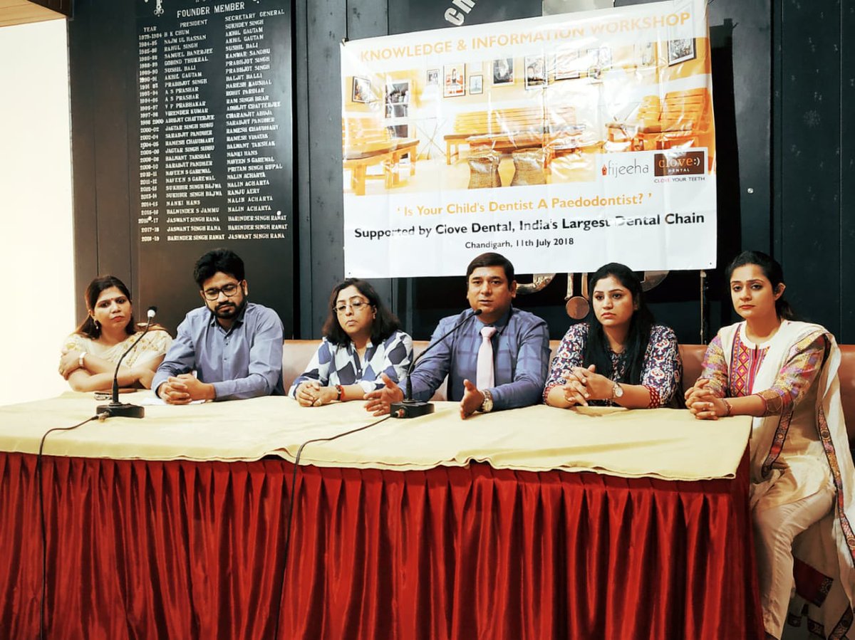 Fijeeha's tweet photo. “90% Indian still don’t visit a dentist. It is important to understand that our mouth is the gateway of our body” says Dr Aarti Sharma Kapila in the Knowledge & Information Workshop held by #Fijeeha & @Clove_Dental at #PressClub of India #Chandigarh
@thetribunechd @AmarUjalaNews https://t.co/t7lylL3JVs
