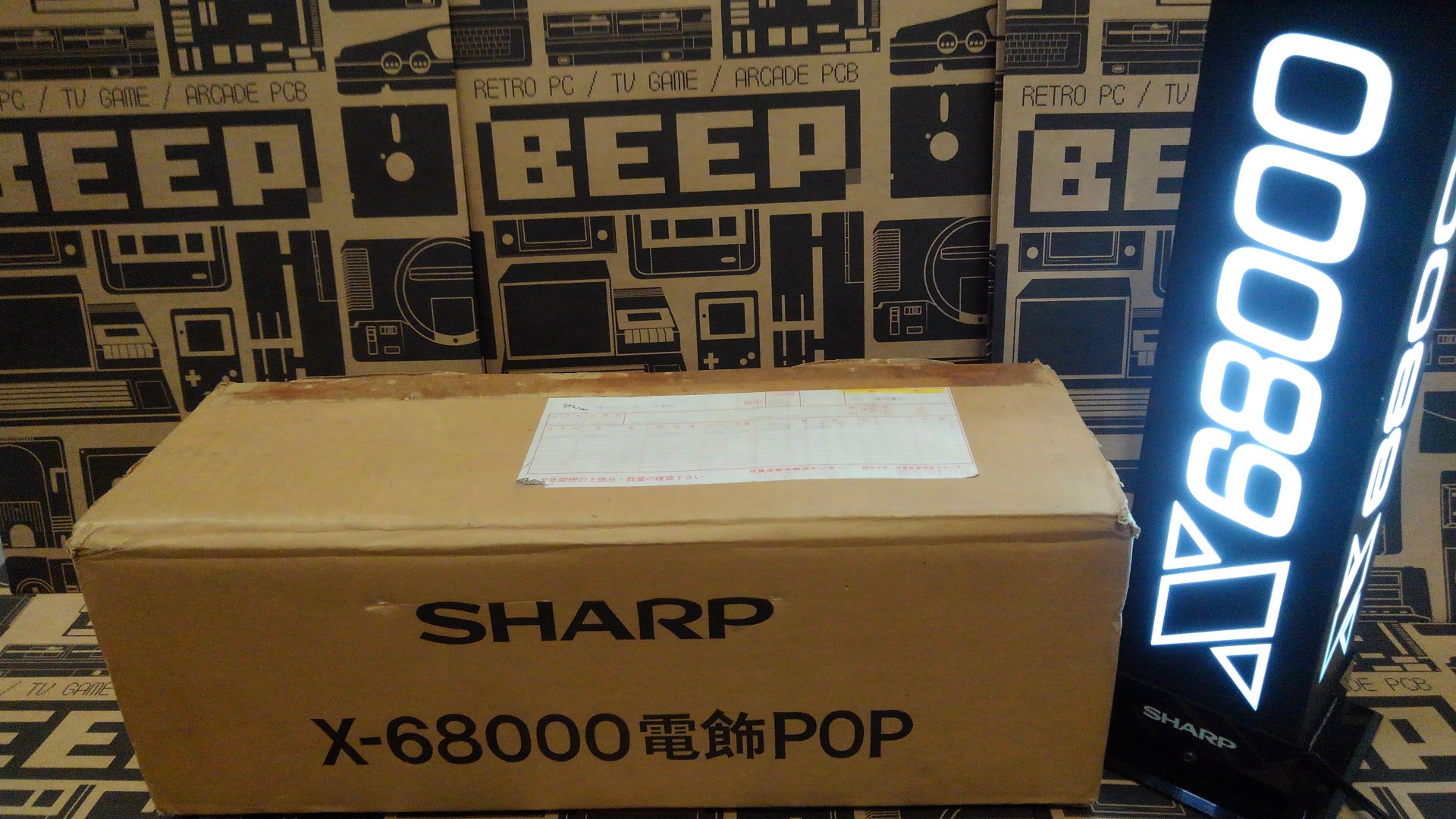 HELMETS　復刻X68000電飾タワーPOP　美品 BEEP HELMETS 復刻X68000電飾タワーPOP 美品 BEEP